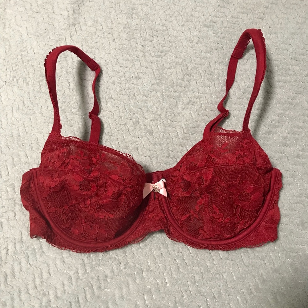 Victoria’s Secret Red Lace Bra